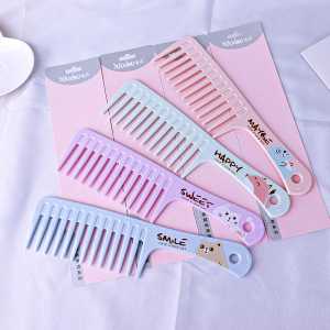 หวีห่าง ขนาดใหญ่ ด้ามยาว ซี่ห่าง หวีอีโต้ สำหรับผมดัด ช่วยถนอมเส้นผม หมดปัญหาผมพันกัน ลายการ์ตูน น่ารัก คละแบบ