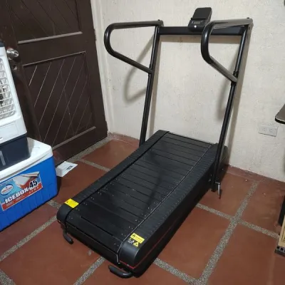 RHYNO PORTABLE MECHANICAL CURVED TREADMILL