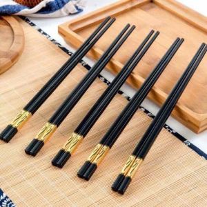 Bộ 10 đôi Đũa mạ vàng Đũa ăn cao cấp đũa khảm vàng hàn quốc mang lại sự sang chảnh