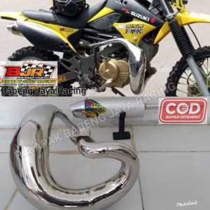 KNALPOT SUZUKI SATRIA 2 TAK HIU LUMBA UDANG TRAIL MODEL KTM PNP RANGKA STANDAR KTM KLX SUARA GARING PLAT CROME ORIGINAL Babeng Jaya Racing