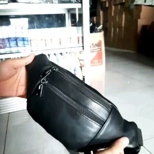 Tas pinggang kulit sapi.(Garansi 100% uang kembali jika jaket bukan kulit)