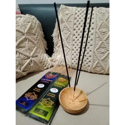 Layana Holder Tempat Dupa Bulat Kayu Mahoni 10 Cm X 3 Cm