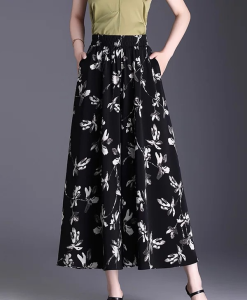 High Waist Slim Fit Nine Point Printed Skirt Pants Stylish and Comfortable Flattering Fit with Unique Print