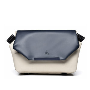 Túi đeo chéo nam phong cách mới  - BEE GEE TDCN9164