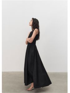 Elegant Womens Sleeveless Round Neck Ruched Dress With Slim Fit A-Line Long Casual Style