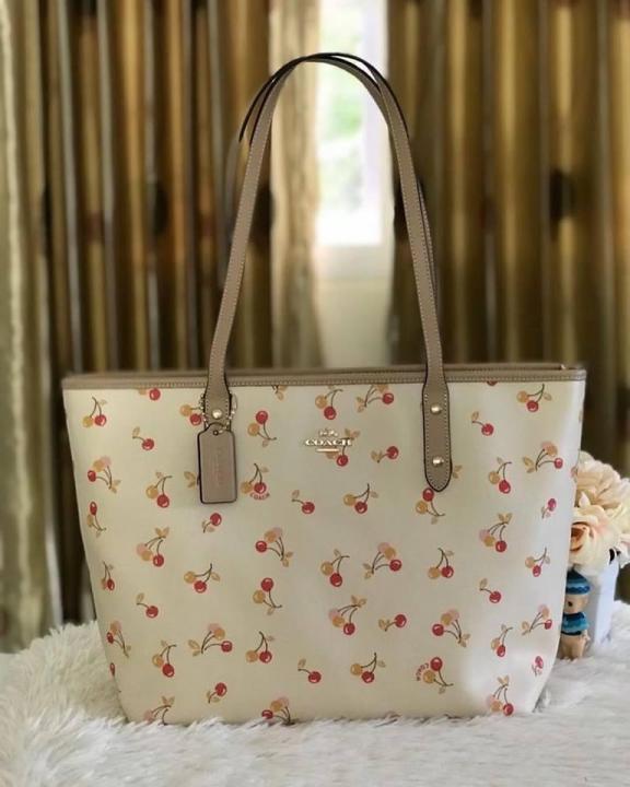 Coach city discount zip tote white