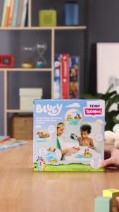 TOMY Toomies Splash & Float Bingo and Bluey Water Toys - 2-in-1 Toddler Bath & Pool Play Set with Pour Cups & Water Wheels - Ages 18 Months+