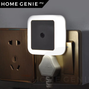 UK PLUG Auto Brightness Sensor Night Light Mini White/Warm LED Safety Light Control Bedroom Plug Lamp by Home Genie