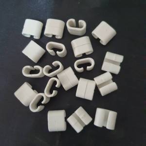 ตัวซีล็อดตะแกรง ตัวล็อคตะแกรงพลาสติก ตัวซีช่วยยึดตะแกรง