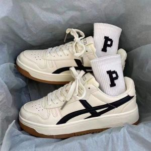 New Cream Thick Bottom Retro White Shoes Breathable Lightweight Versatile Casual Board Shoes for Women