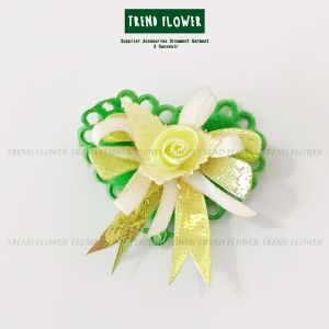 bunga kain capung hijau kuning hiasan seserahan aksesoris pernikahan unik abaya jilbab hijab