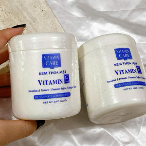Kem masa dưỡng ẩm vitamin E 225G NACO