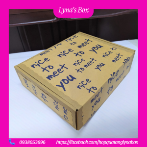 Hộp quà tặng giấy kraft kèm thiệp và rơm lót tặng người yêu người thân (Nice to meet you). Nhận thiết kế theo yêu cầu.