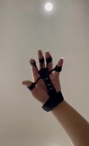 1PC Finger Exercise Trainer Silicone Grip Strength 6 Resistant Level Strengthener for Rehabilitation Workout Guitar