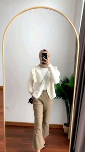 Celana Cutbray Basic Pants: Celana Kerja Wanita Kekinian