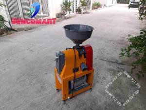 Máy xát lúa gia đình tiện lợi cơ động nhỏ gọn