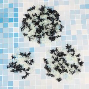 XINGG39 100 ชิ้น/ล็อต DIY ส่องสว่าง อุปกรณ์ปาร์ตี้ วันเกิด พลาสติก ของเล่นล้อเล่น ตกแต่งฮาโลวีน แมงมุมปลอม อุปกรณ์ประกอบฉากเล่นตลกฮาโลวีน
