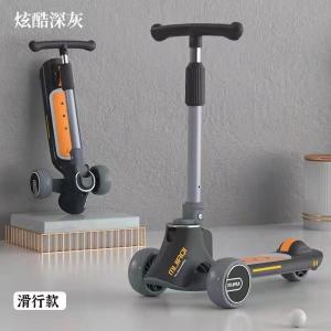 Xe Scoter trẻ em 3 trong 1 phù hợp cho trẻ từ 1 đến 12 tuổi có thể sử dụng theo nhiều cách khác nhau dễ dàng gấp gọn