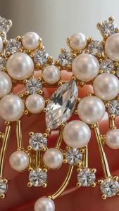 Pearl Crystal Gypsophila Brooch Vintage Floral Zircon Tassel Statement Pin Elegant Blazer Coat Clothing Accessory for Women