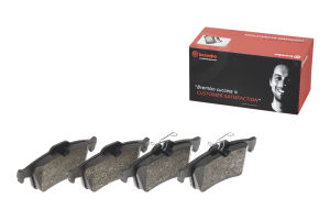 MAZDA 5 2.0 (2005 - 2008) FRONT (DEPAN) & REAR (BELAKANG) BREMBO BRAKE PAD 100% ORIGINAL AUTHENTIC PRODUCT (PRICE FOR 4 PCS)