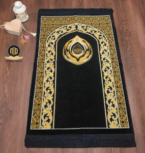 Sajadah Dewasa Turki Tebal premium motif kiswah bahan bludru nyaman dipakai