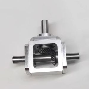 Small 1:1 T Type Cross Commutator Shaft Diameter 10mm Right Angle Drive Gearbox Bevel Gearbox Rotation