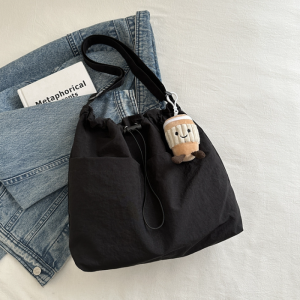 Large capacity drawstring bucket bag with 2 big pockets waterproof pleated washed cloth sling bag shoulder bag cross body bag