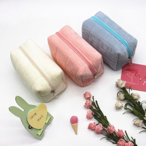 【MPJow】 Cute Fur Makeup Bag For Women Zipper Large Solid Color Cosmetic Bag Travel Cosmetic Bags Cute Mini Zipper Toiletry Bag