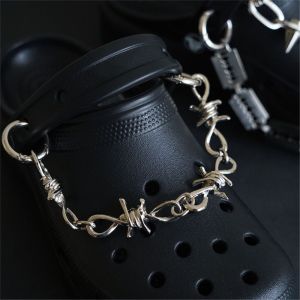 CHARMHOME 1Pc ฮิปฮอป หัวเข็มขัดจี้ พังค์ อุปกรณ์ตกแต่ง สำหรับ Crocs เสน่ห์รองเท้าโซ่ สำหรับรองเท้าอุดตัน