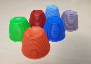 Pot Bunga Plastik Pot Madu Plastik Diameter 10 dan Diameter 12 Pot Bunga Tanaman Madu Mirip Pot Tawon Warna Putih Ukuran 10 dan 12 cm