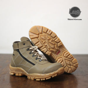 Sepatu Safety Boots Pria Safety Touring Bikers Lavio Thief Terlaris Ujung Besi
