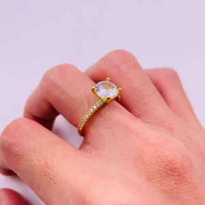 Nhẫn titan không phai không rỉ sét màu vàng và trắng mã 39 Nhẫn titan nữ bền màu trangsucmoiluatuoi.RIN