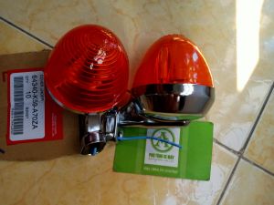 Cặp Đèn Xi Nhan Xe 67