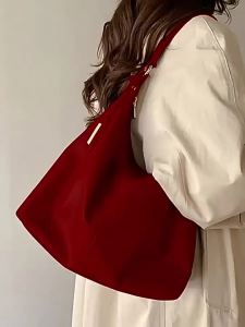 Dela กระเป๋าสะพายไหล่ ทรงโท้ท สีแดง สําหรับผู้หญิง 2023