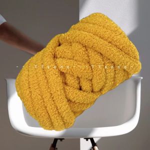 New Chenille Yarn1KG 3cm Super Thick Yarn chenille Chunky Yarn Iceland Giant yarn Roving Spinning cotton Yarn DIY Roving Knit Blanket Bag Hand Knitting Coarse Woolen YarnFast shipping