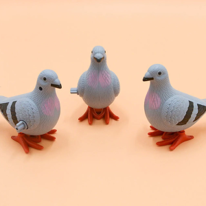 4.33x3.94in Fine Plastic Wind-up Toy Cute for Pigeon Shaped Kids Holiday Birthday Gift Cute Christmas Supplies