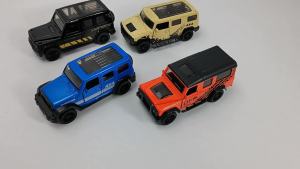OUVAAN Alloy Car Diecast Cat Hummer Jeep Defender Robincon SUV Pickup Car 1:43 10CM Car Model Doors openable