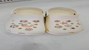 Charm jibbitz sticker gắn dép cross mẫu B27 giả kim