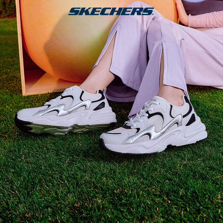 Red sales skechers ladies