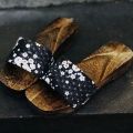 Women's Japanese Traditional Shoes Wooden Clogs Geta Sandals. 