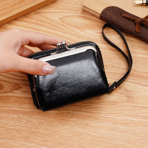 FOREVER YOUNG C03 / LY888 DOMPET KARTU DAN UANG KECIL UNTUK BELANJA DENGAN TALI PENDEK PRODUK IMPOR