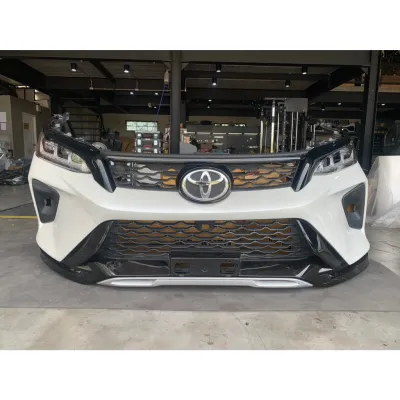 ชุดกันชนหน้า Fortuner Legender ของแท้มือสอง สีเดิมศูนย์ สภาพใหม่