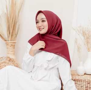 HIJAB PAYET SEGI EMPAT MUTIARA / HIJAB SEGI EMPAT BELLA PAYET BANDO / KERUDUNG PAYET BELLA SQUARE / JILBAB PAYET SEGI EMPAT BELLA SQUARE