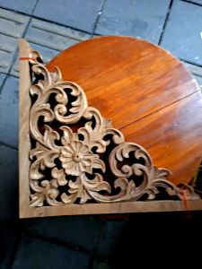 มุมฉลุแกะลายไม้สัก แผ่นแกะลายไม้สัก ไม้ฉลุแกะลาย ทรงสามเหลี่ยมด้านเท่า ขนาดฉากตรง 8นื้ว (20ซม)