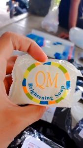 (4Pcs)Sabun wajah glowing/sabun Qm asli BPOM
