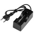 Charger Baterai 18650 1 Slot 1A dg Kabel AC 220V Cas Baterei Senter Police Swat Battery Batrei Batre. 