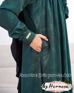 Abaya hermosa bahan wolfis embos motif merak hijau botol-Abaya simpel