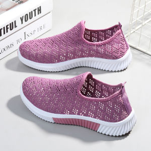 LH.Bigsize [ขายดี]รองเท้าผ้าใบแฟชั่นแบบสวมไม่มีสาย🌷 รองเท้าผ้าใบสีพื้นไม่พิมพ์ลาย รองเท้าผญมี 3 สีให้เลือก ปังปุริเย่💕