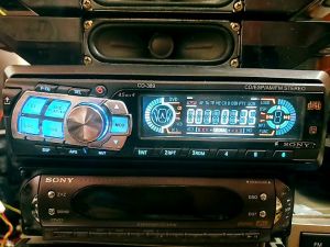 Đầu radio CD SONY 389 Aux Rca fulloption giành lắp chung cho ô tô