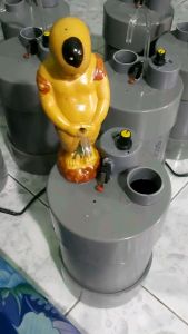 Bình rót ăn nhậuu chú tiểu